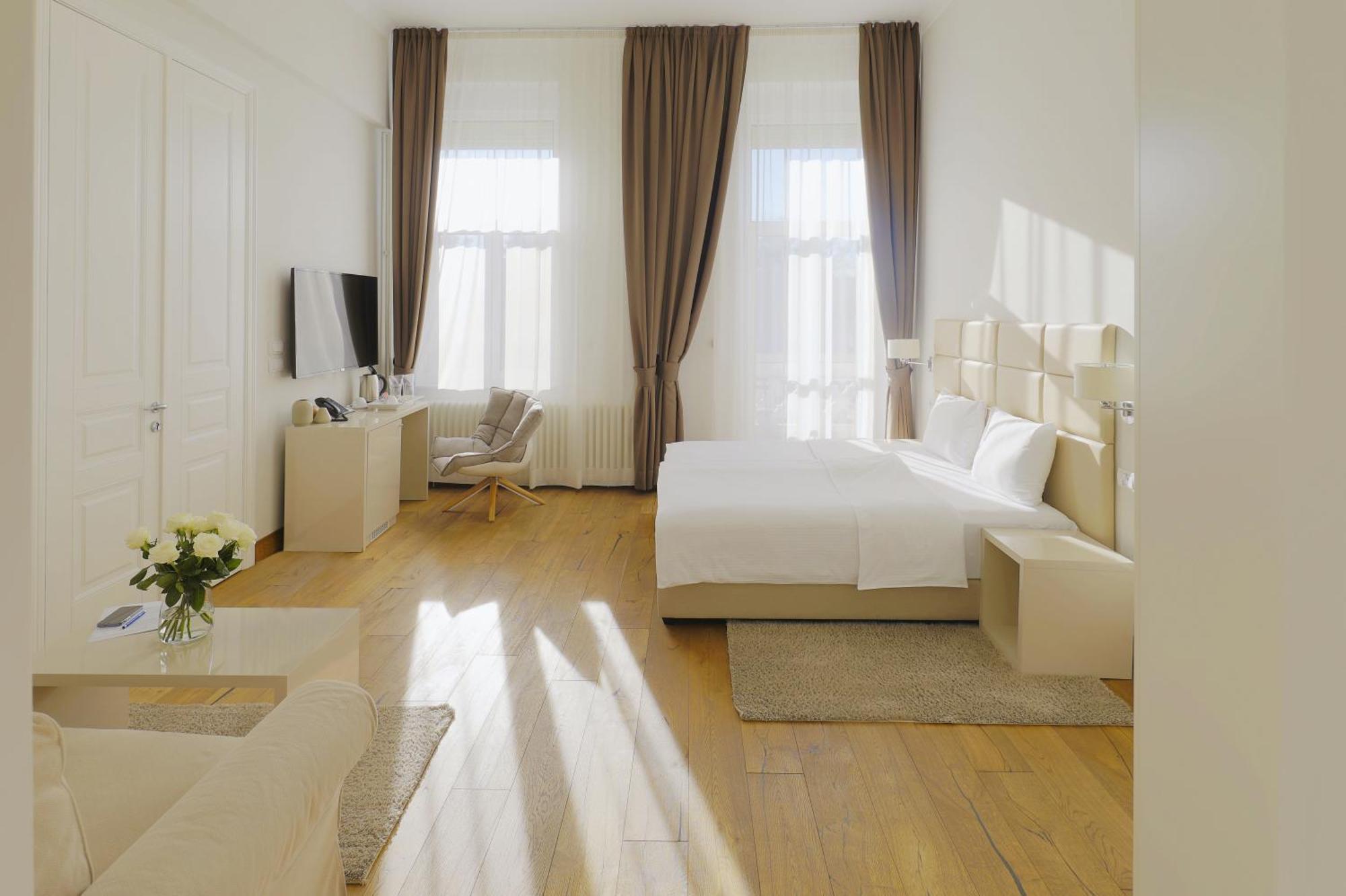 Lanterna Rooms City Center Novi Sad Exteriör bild